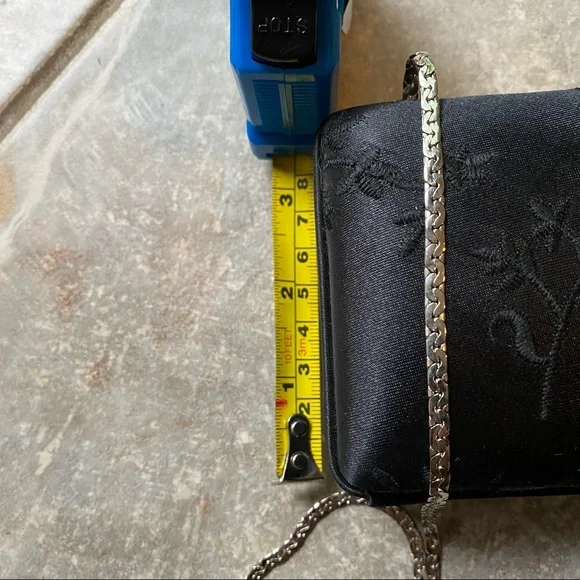 Vintage 80s Enzo Angiolini Floral Embroidered Black Satin Clutch Bag - Picture 7 of 11